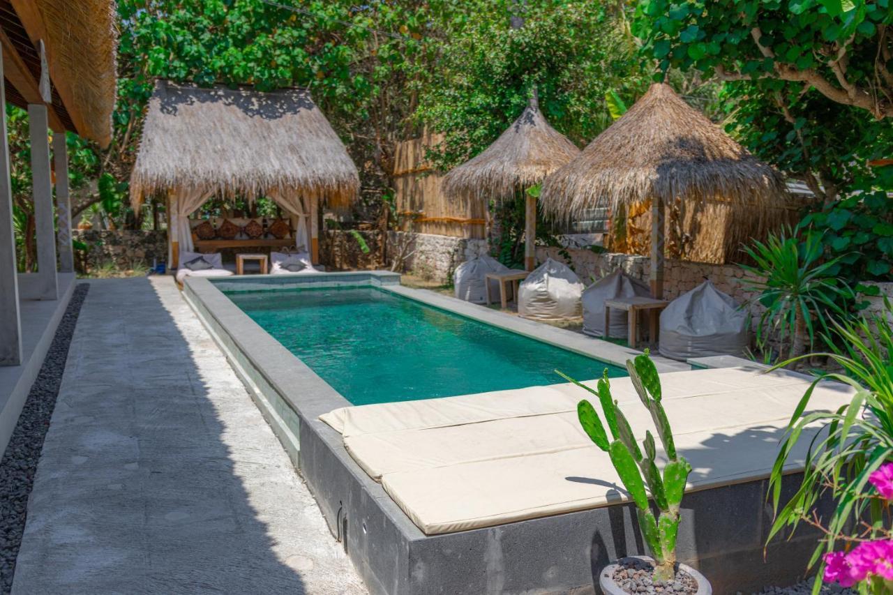 Golden Garuda Cottages Pelilit Exterior photo